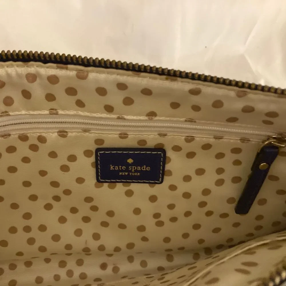 NWOT Kate Spade Blue Handbag with Chain Detail - Picture 3 of 3